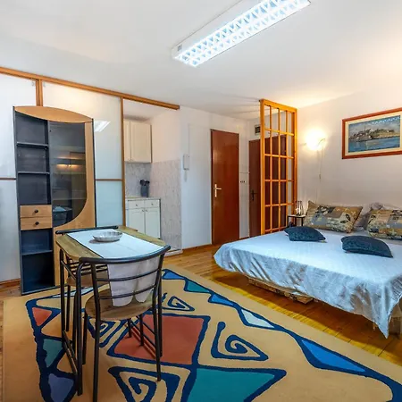 App Lenny Apartament